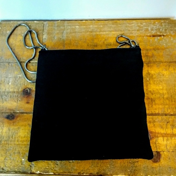 NWOT Laura Ashley Embroidered Velvet Evening Bag - Picture 2 of 4